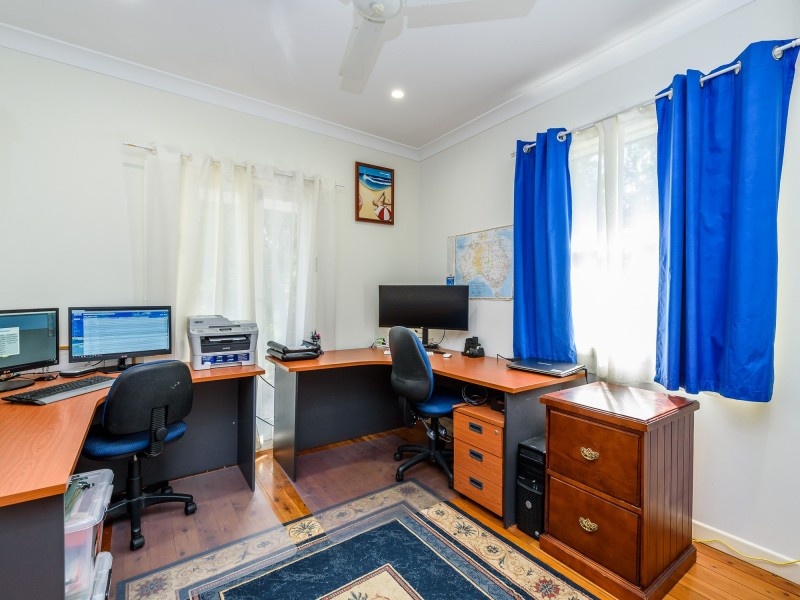 57 Annerley Avenue, Runaway Bay QLD 4216
