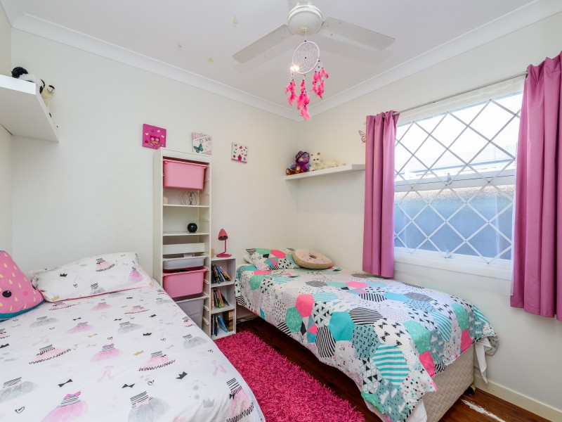 57 Annerley Avenue, Runaway Bay QLD 4216