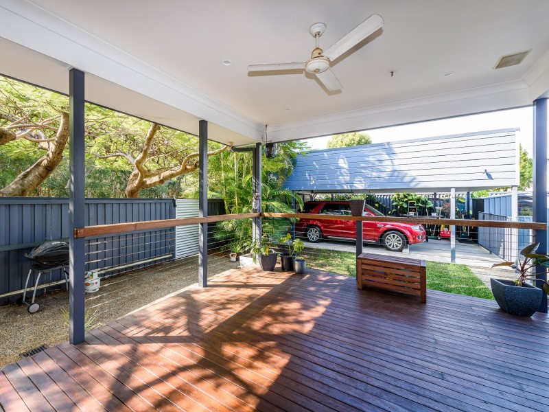 57 Annerley Avenue, Runaway Bay QLD 4216