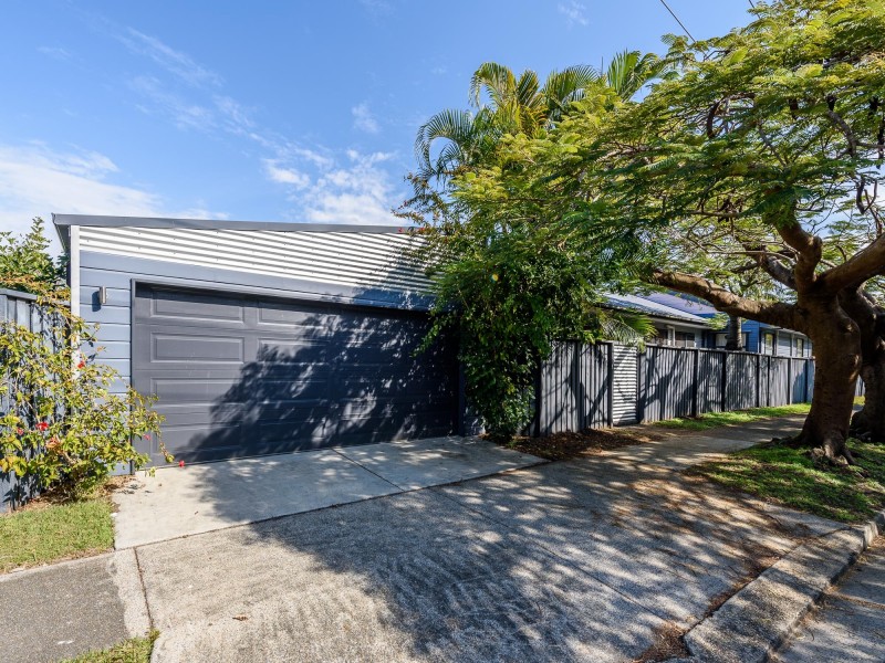 57 Annerley Avenue, Runaway Bay QLD 4216