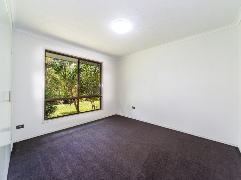178 Napper Road, Parkwood QLD 4214