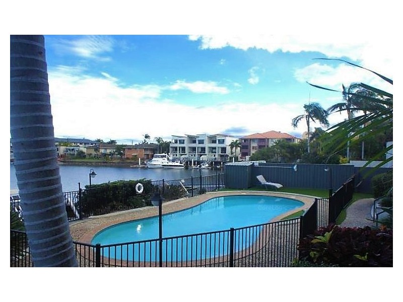 9/14-18 Jennifer Avenue, Runaway Bay QLD 4216