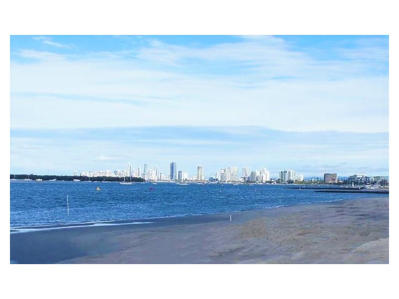 9/14-18 Jennifer Avenue, Runaway Bay QLD 4216