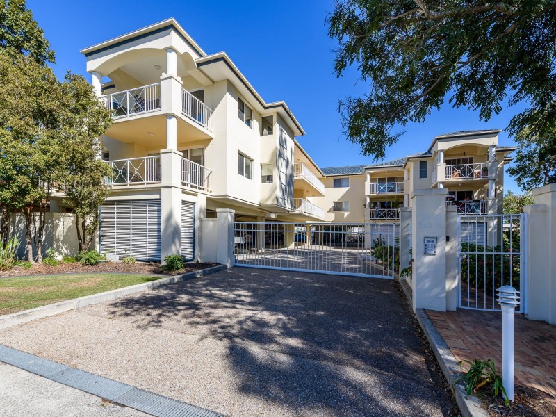 1/36-38 Back Street, Biggera Waters QLD 4216