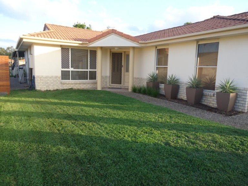 8 Red Ash Court, Merrimac QLD 4226