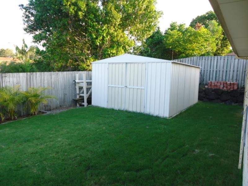 8 Red Ash Court, Merrimac QLD 4226