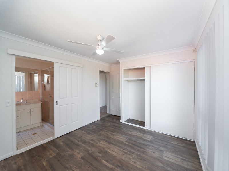 4 Footscray Court, Arundel QLD 4214
