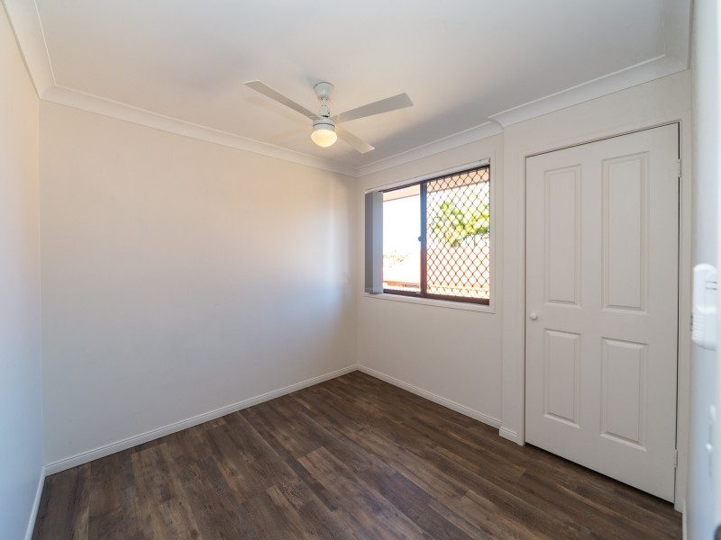 4 Footscray Court, Arundel QLD 4214