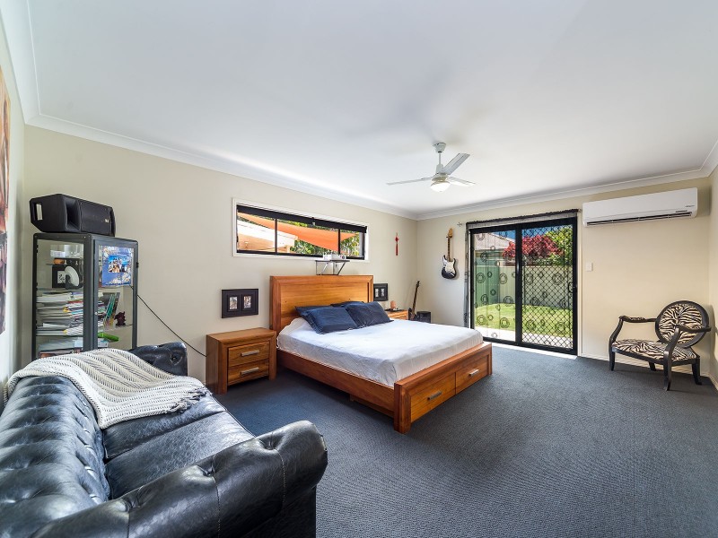 40 Morala Avenue, Runaway Bay QLD 4216