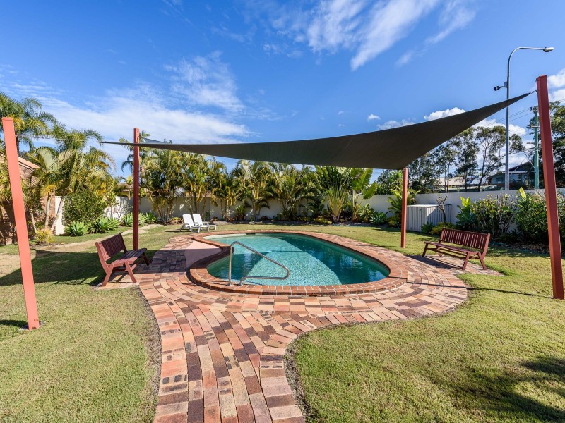 11/81 Olsen Avenue, Labrador QLD 4215
