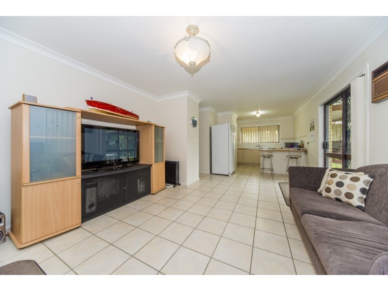 2/59 Milton Avenue, Paradise Point QLD 4216