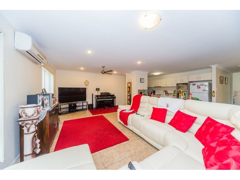 79 Tee Trees Boulevard, Arundel QLD 4214