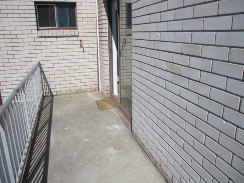 8/29 Ahern Street, Labrador QLD 4215