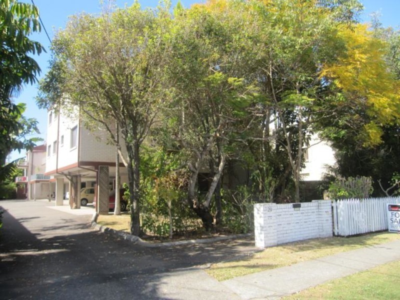 8/29 Ahern Street, Labrador QLD 4215