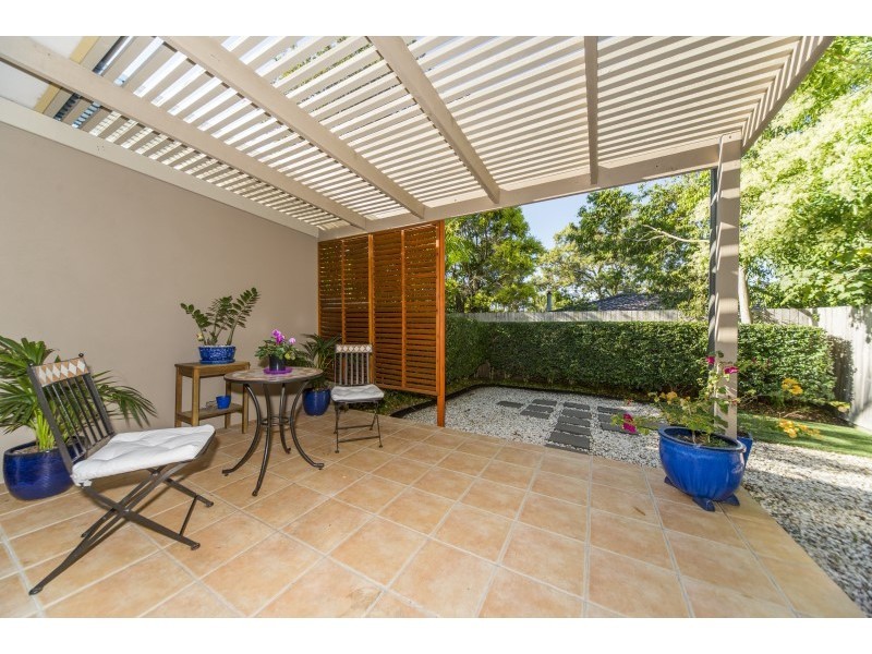 2/25 Ashbourne Terrace, Biggera Waters QLD 4216