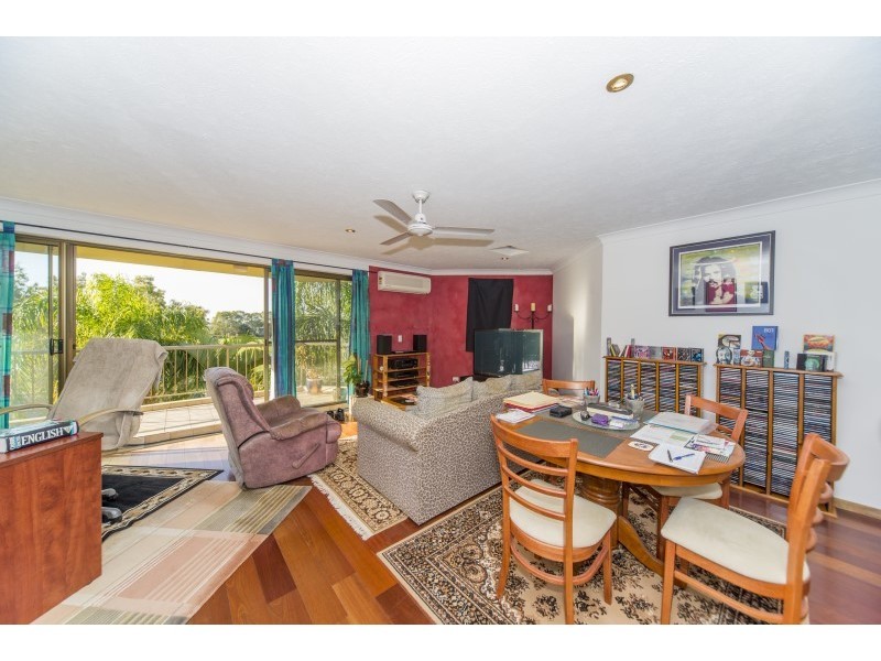 7/42 Falkinder Avenue, Paradise Point QLD 4216