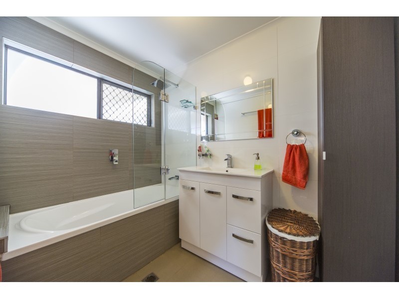 1/40 Kangaroo Avenue, Coombabah QLD 4216