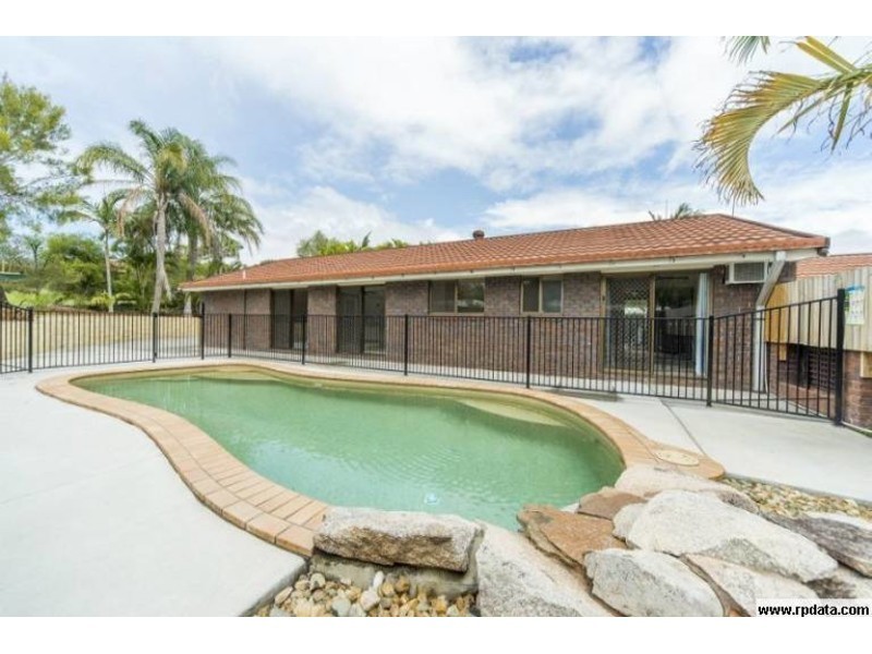 1/8 Jean Street, Labrador QLD 4215