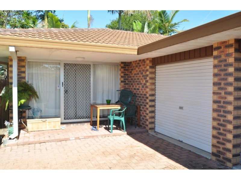 2/34 Nankeen Avenue, Paradise Point QLD 4216