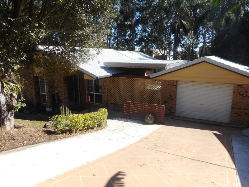 40 Open Drive, Arundel QLD 4214