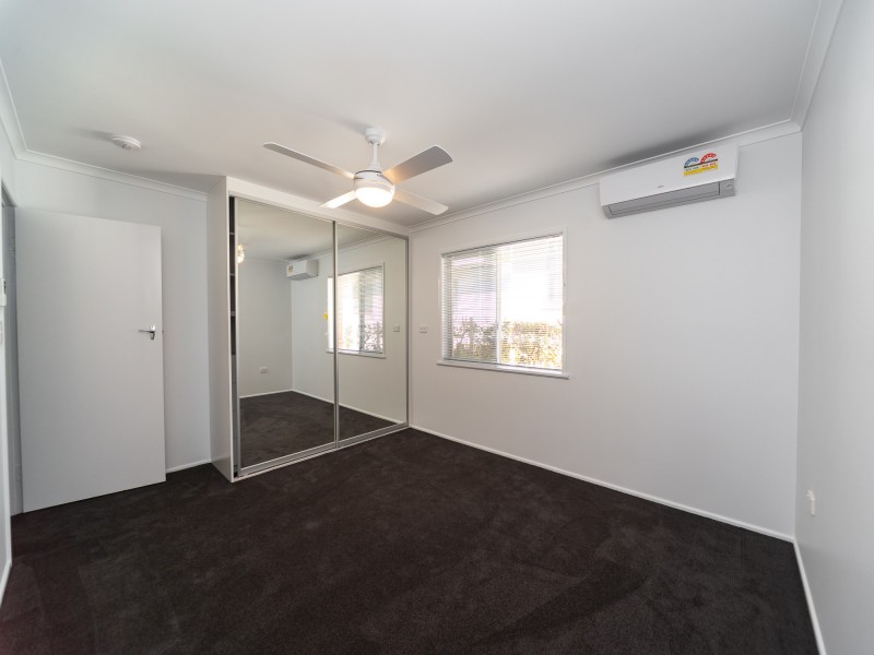 50 Lind Avenue, Southport QLD 4215