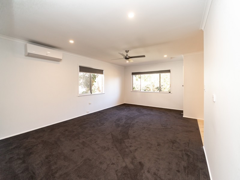 50 Lind Avenue, Southport QLD 4215