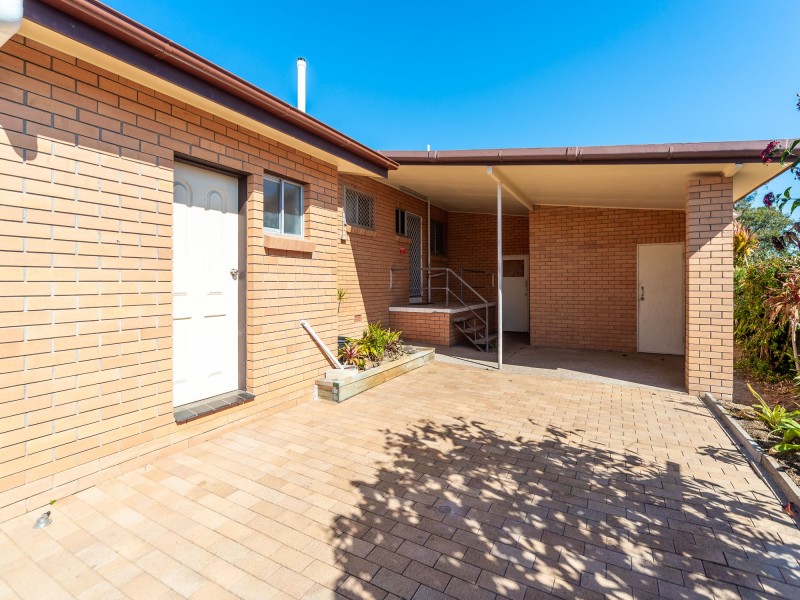 50 Lind Avenue, Southport QLD 4215