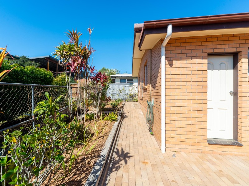 50 Lind Avenue, Southport QLD 4215