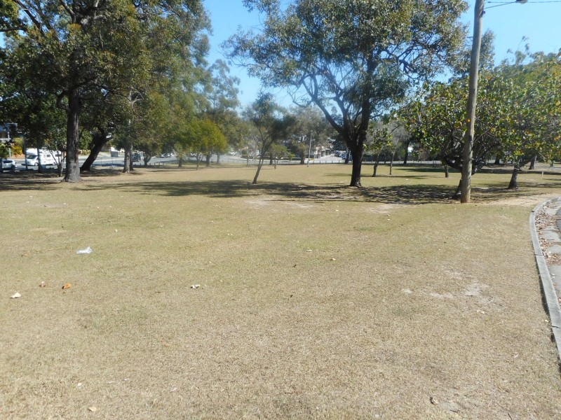 50 Lind Avenue, Southport QLD 4215