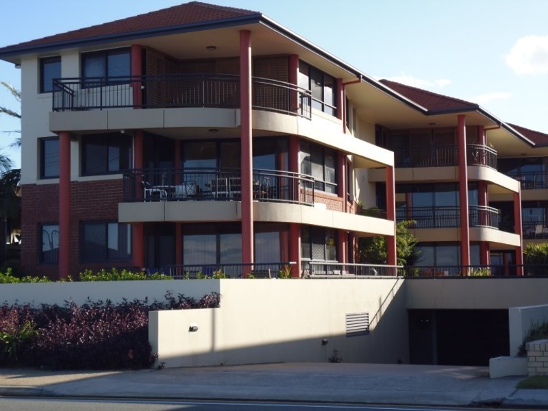 6/274 Marine Parade, Labrador QLD 4215