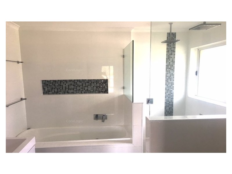 1/15 Brady Drive, Coombabah QLD 4216