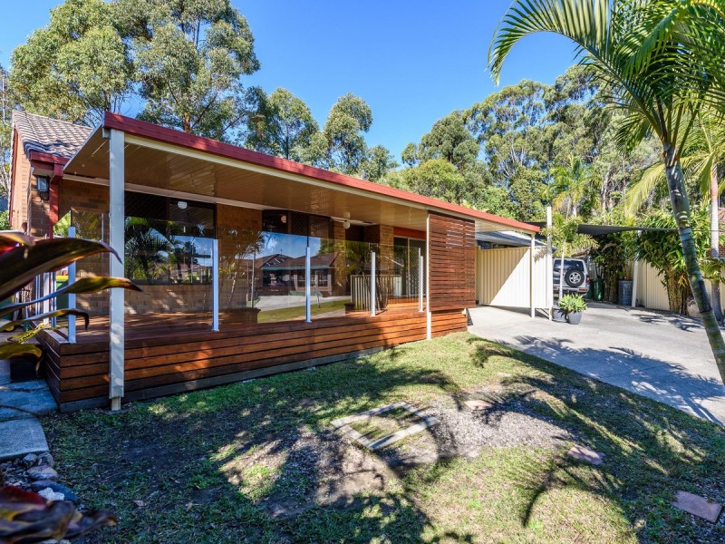 1/18 Hentdale Court, Labrador QLD 4215