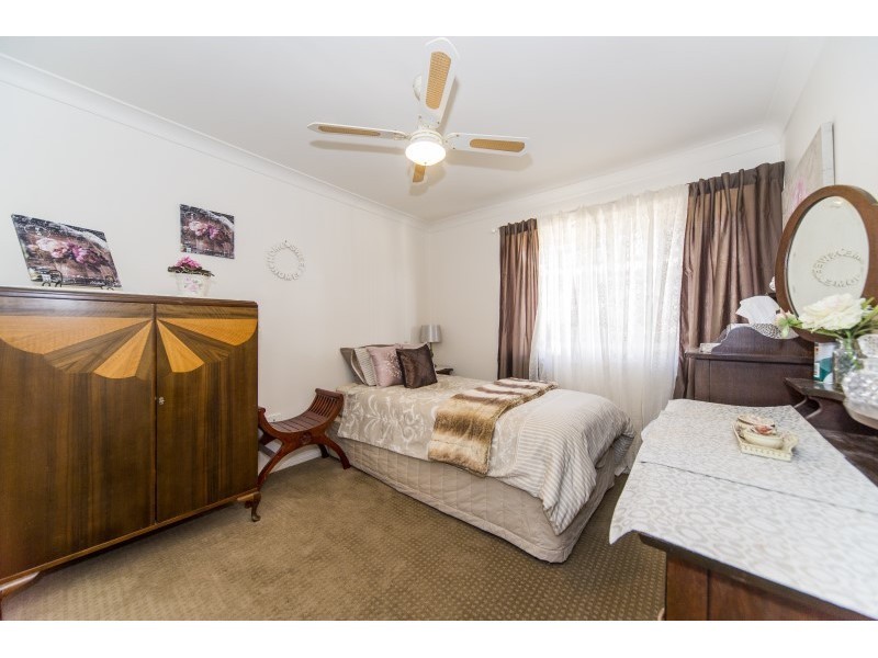 1/4 Sanctuary Court, Coombabah QLD 4216