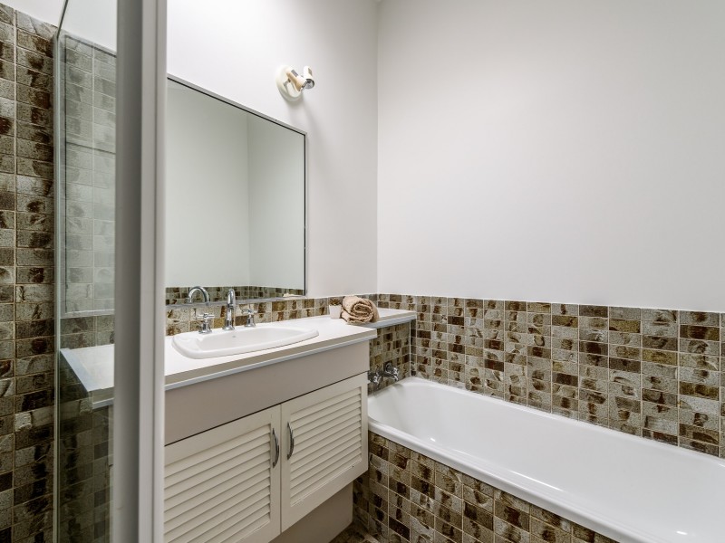 62 Columbus Drive, Hollywell QLD 4216