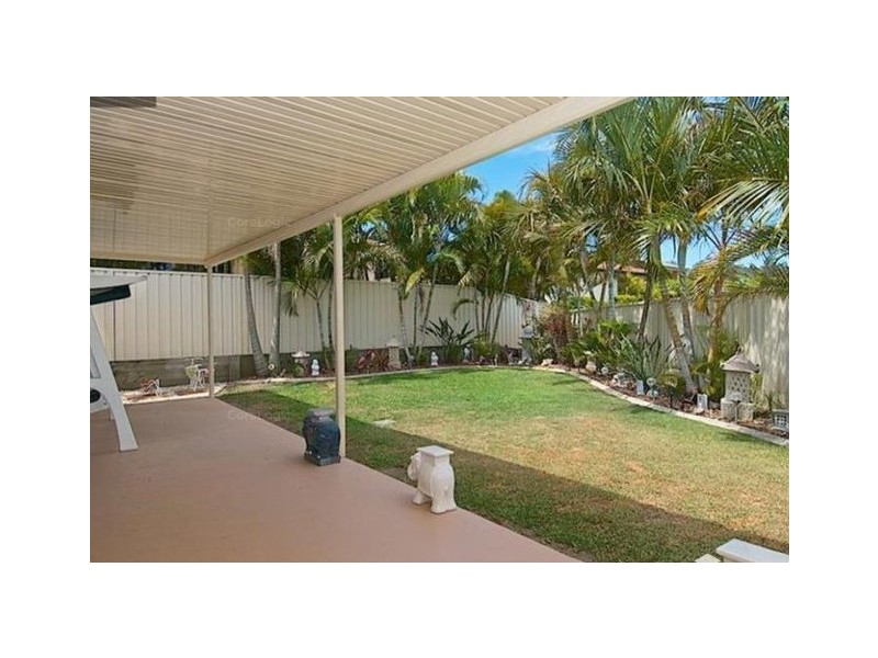 14 Leighanne Crescent, Arundel QLD 4214