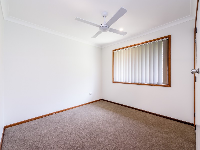 9 Blaxland Avenue, Paradise Point QLD 4216