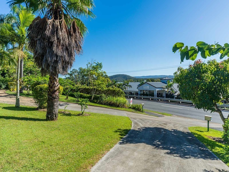 31 Helensvale Road, Helensvale QLD 4212