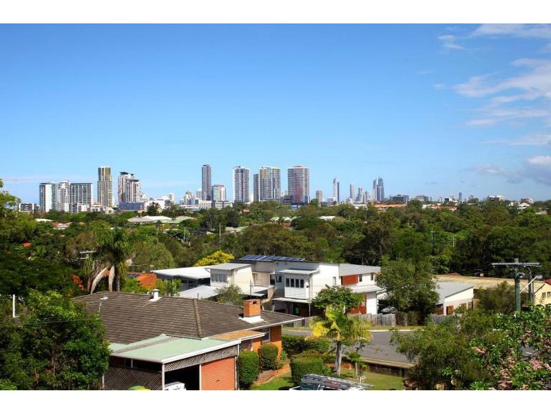 14 Ernest Street, Labrador QLD 4215