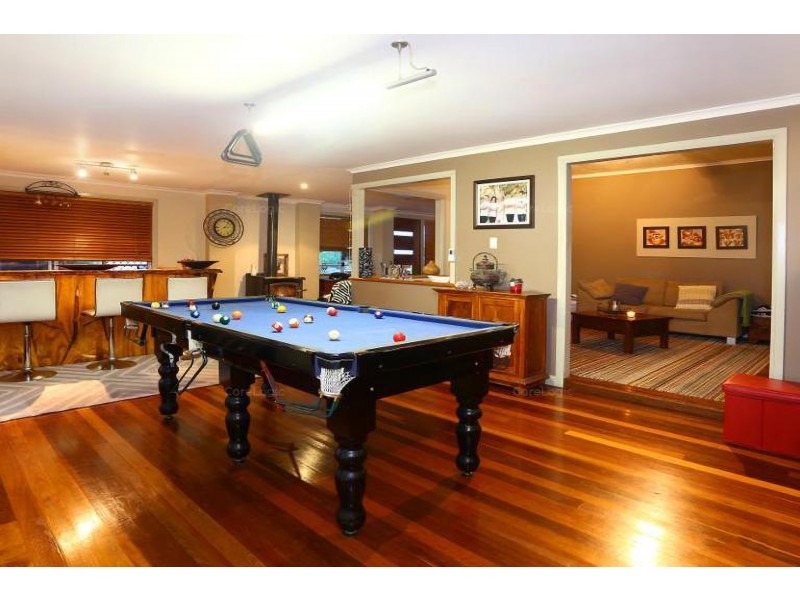 14 Ernest Street, Labrador QLD 4215