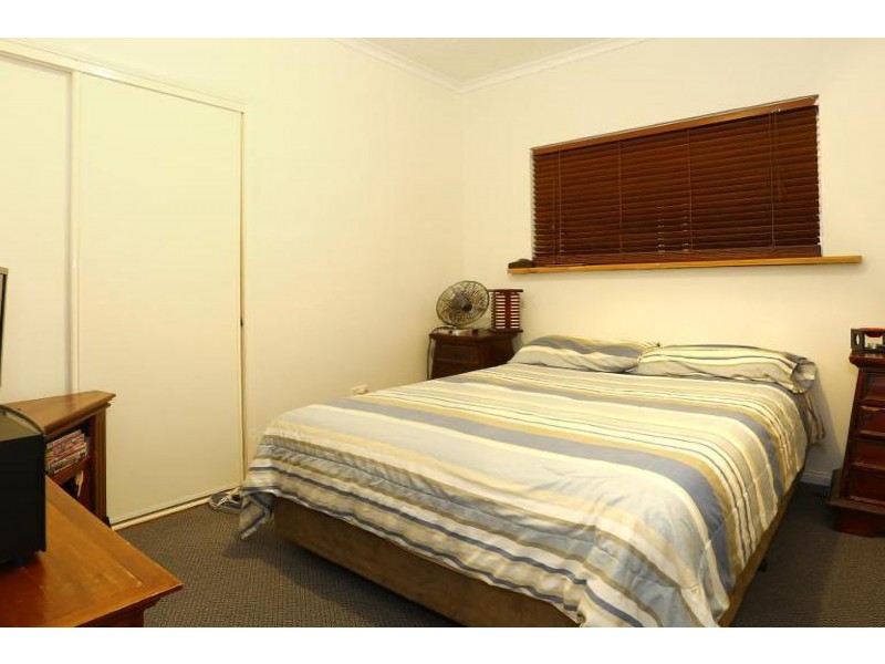 14 Ernest Street, Labrador QLD 4215