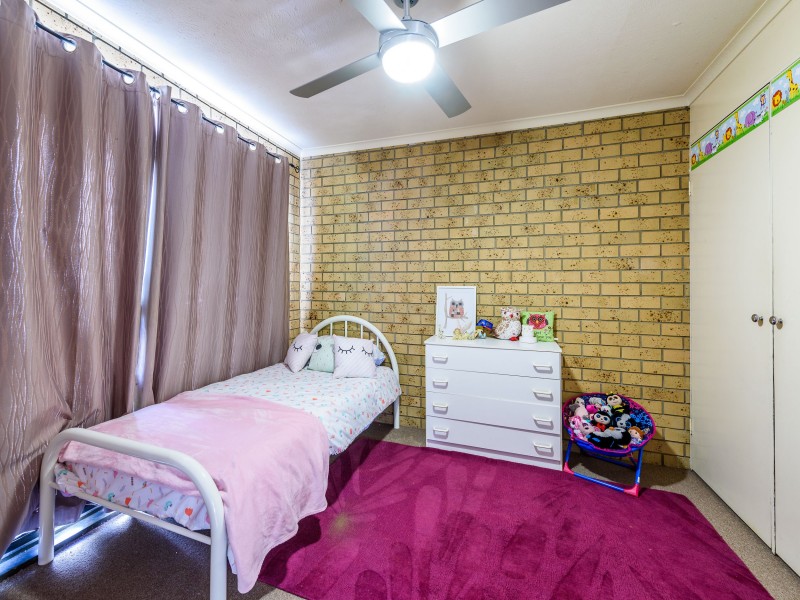 4/17 Huth Street, Labrador QLD 4215