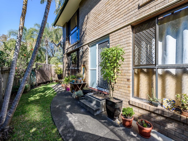 4/17 Huth Street, Labrador QLD 4215