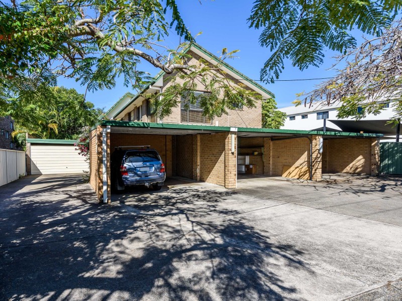 4/17 Huth Street, Labrador QLD 4215