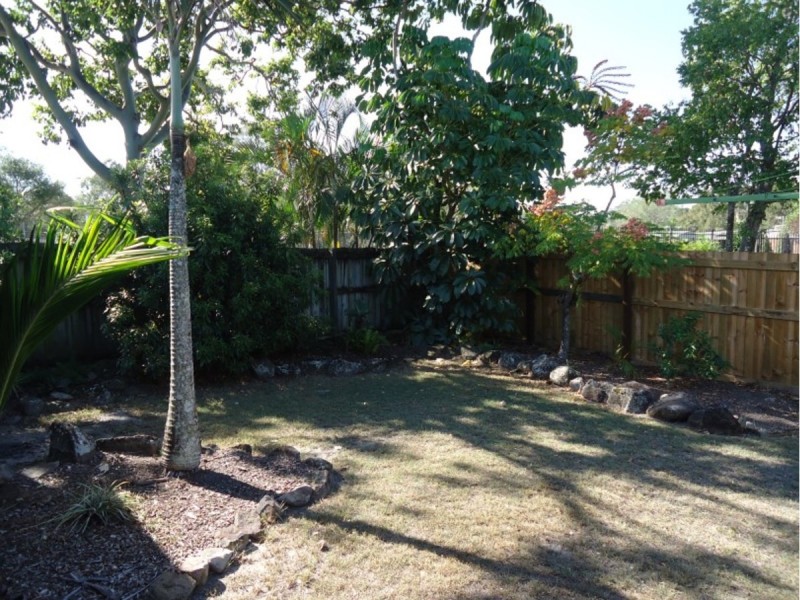 2 Adaminaby Drive, Helensvale QLD 4212