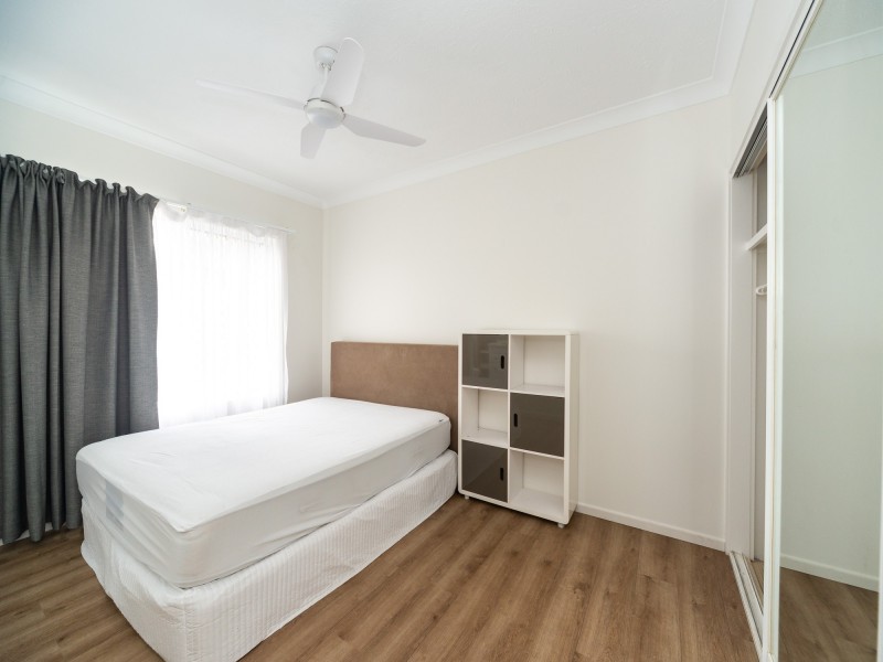 4/496 Marine Parade, Biggera Waters QLD 4216