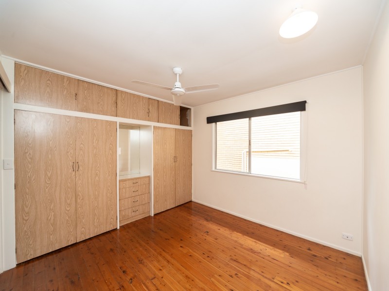 114 Smith Street, Southport QLD 4215