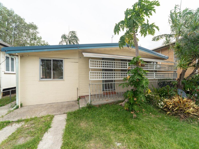 114 Smith Street, Southport QLD 4215