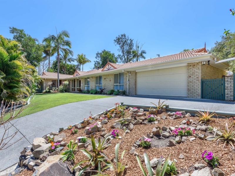 3 Sabina Park Court, Mount Nathan QLD 4211