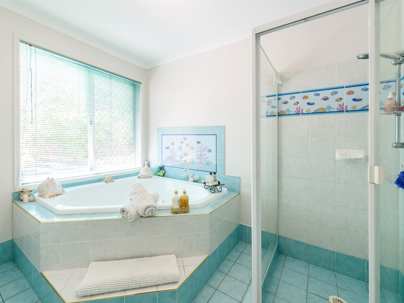 3 Sabina Park Court, Mount Nathan QLD 4211