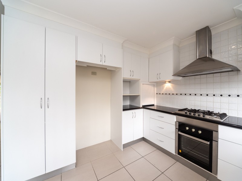 19 Crampton Court, Parkwood QLD 4214